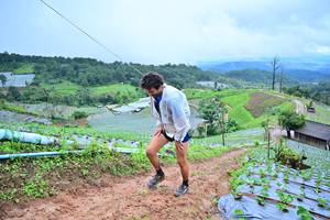 BIB: 1513
                            <button type="button" onclick="openModal(13378617)" class="btn btn-primary btn-sm float-right btn-popup" data-toggle="modal" data-target=".modal-high-quality">
                        <i class="fas fa-shopping-cart"></i> Add to Cart
                    </button>
                                            <button type="button" onclick="isThisMe(13378617, true)" class="btn btn-success btn-sm float-right btn-popup btn-isme hidden" data-toggle="tooltip" data-placement="bottom" title="นี่คือรูปของคุณใช่ไหม คลิกที่นี่เพื่อเอาเข้าอัลบั้ม">
                        <i class="fas fa-plus"></i> Add to album
                    </button>
                    <button type="button" onclick="isThisMe(13378617, false)" class="btn btn-warning btn-sm float-right btn-popup btn-isnotme hidden">
                        <i class="fas fa-ban"></i> Remove from album
                    </button>